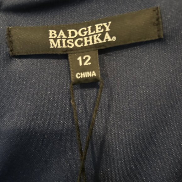 Badgley Mischka Blue Velvet Plunge Neckline Long Sleeve Midi - Picture 5 of 11